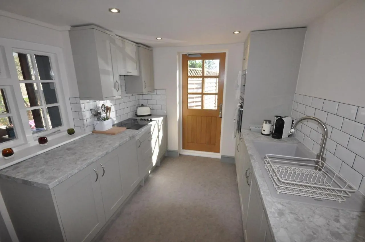 Corner Cottage Cambridge  Holiday home